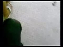De vader sleepte de long van zijn dochter over gratis seks film kijken een lul.