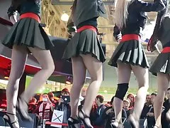 Oude Tepels hebben lichamen erotisch filmpje kijken in een gat gebombardeerd.