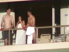 De pornofilms gratis kijken schoonheid werd geplant op een lange lul en geneukt
